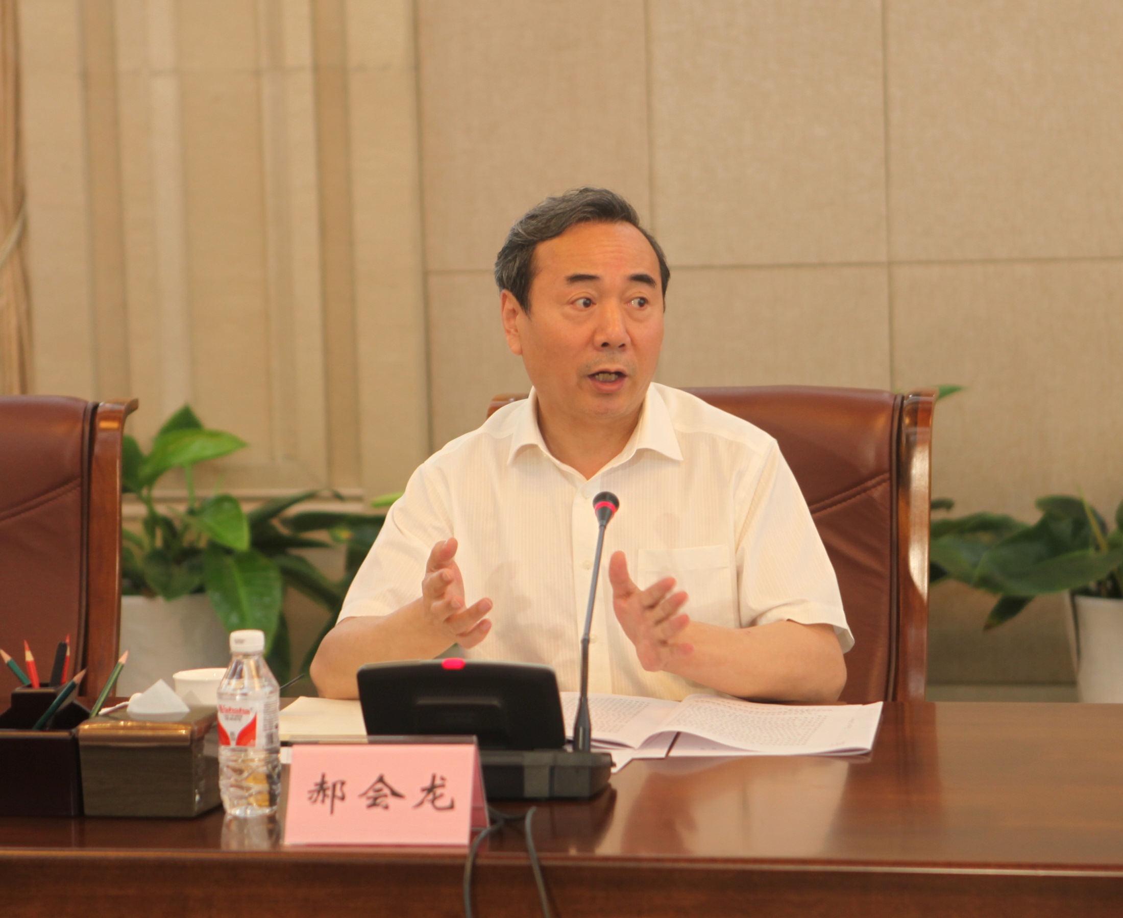 3省政协党组成员、副主席郝会龙发言.jpg