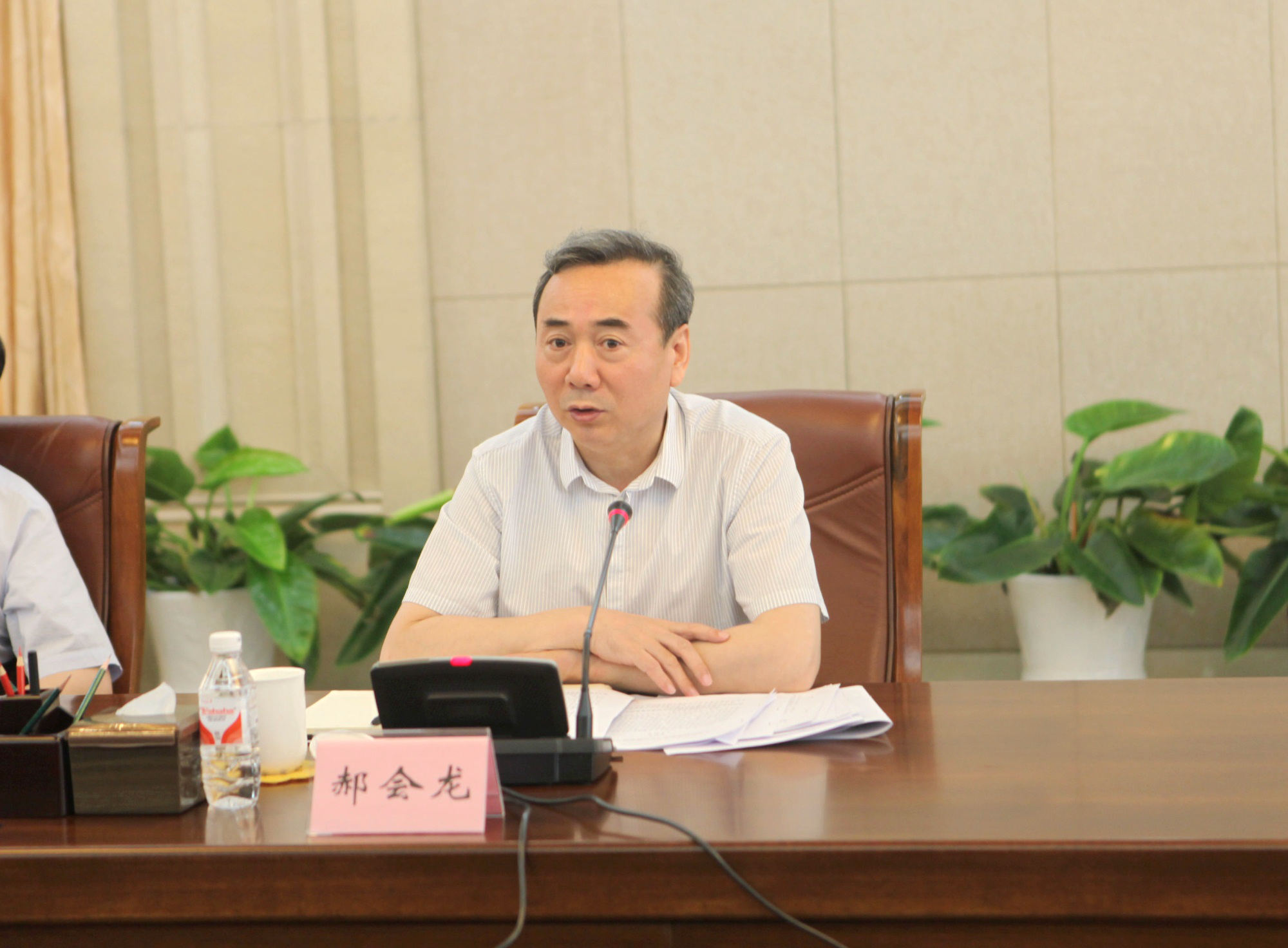 3省政协党组成员、副主席郝会龙发言.jpg