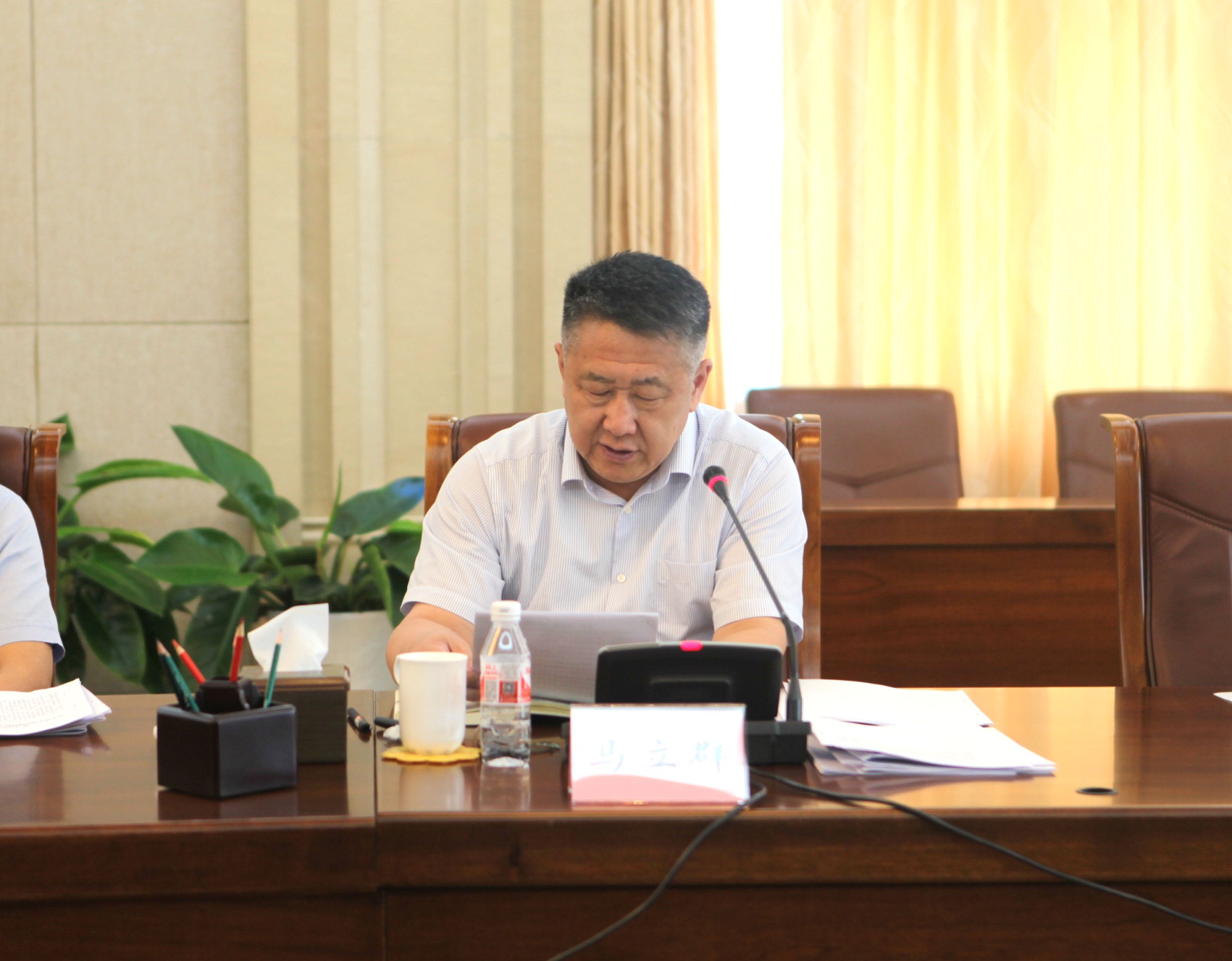 6省政协副主席马立群列席会议并发言.jpg