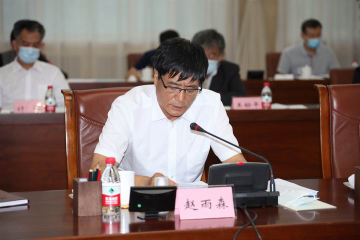 2省政协副主席赵雨森传达全国政协十三届常委会第十三次会议精神.jpg