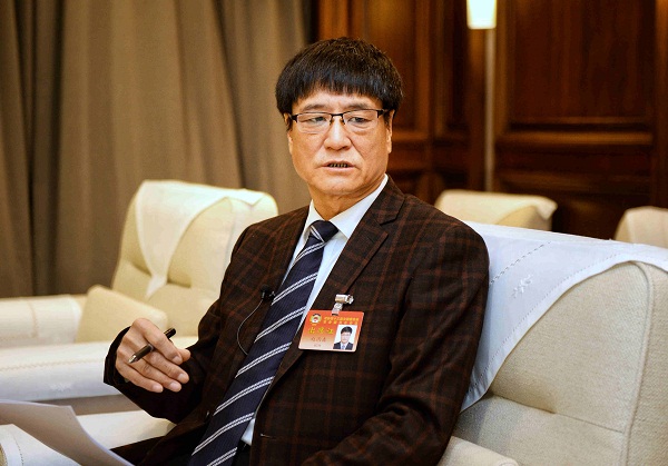 赵雨森委员00.jpg