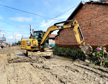 微信图片_20240808150323.png 微信图片_20240808150323.png