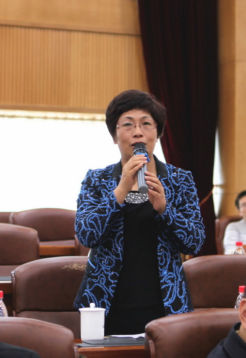 副主任王福学在会上与常委现场互动白沐阳常委提问人民银行哈尔滨支行