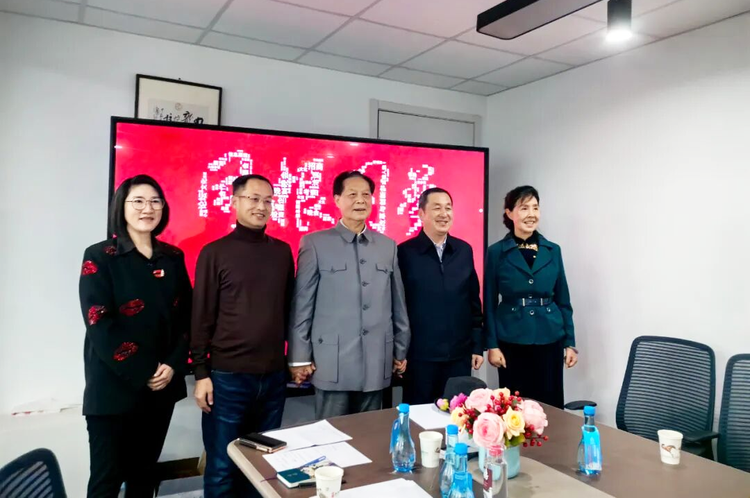 微信图片_2025-11-28_110702_509.png 微信图片_2025-11-28_110702_509.png