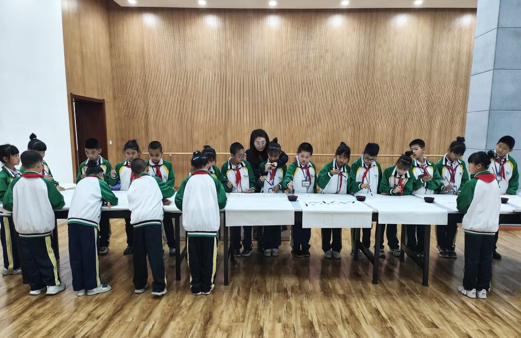 微信图片_2025-11-17_093644_833.png 微信图片_2025-11-17_093644_833.png