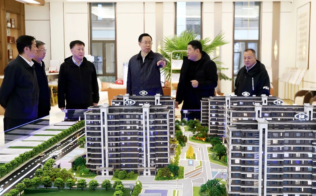 蓝绍敏在鹤岗市调研时强调做优特色产业 做好民生工作 推动经济社会高质量发展