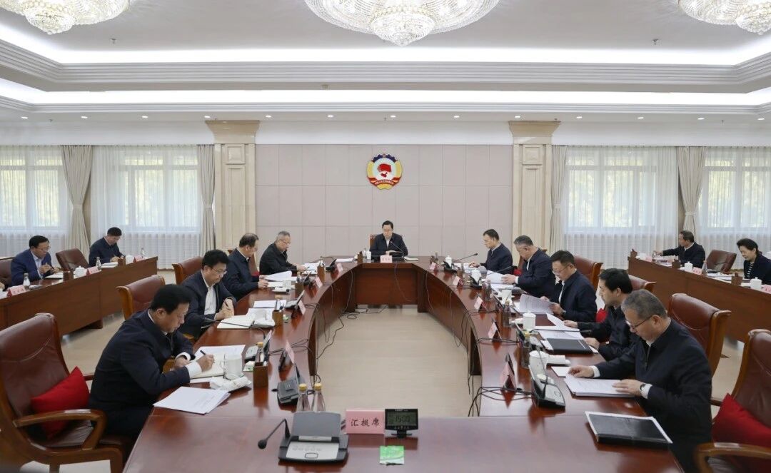 省政协召开党组（扩大）会议和主席会议 蓝绍敏主持并讲话