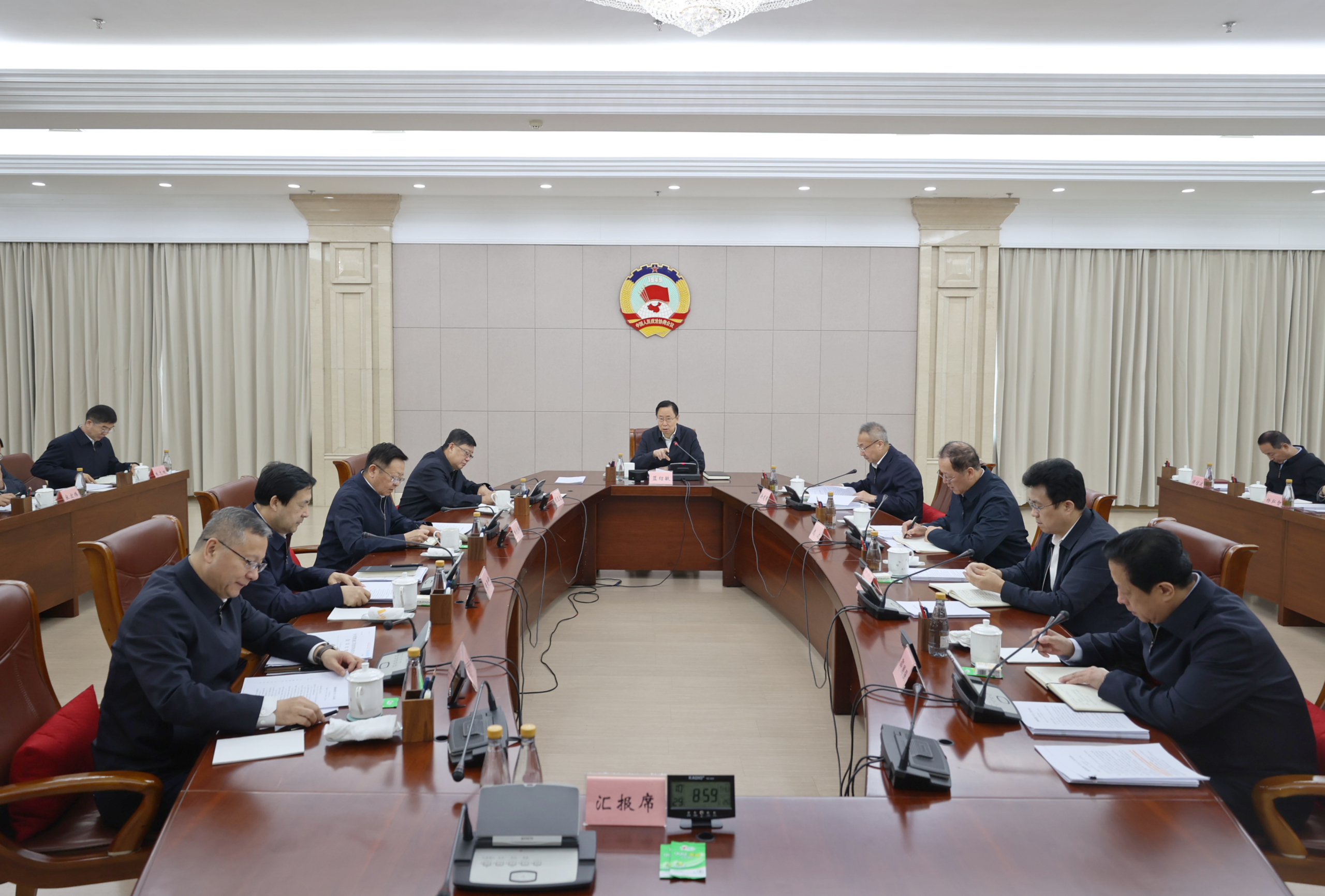 省政协召开党组（扩大）会议和主席会议 蓝绍敏主持并讲话