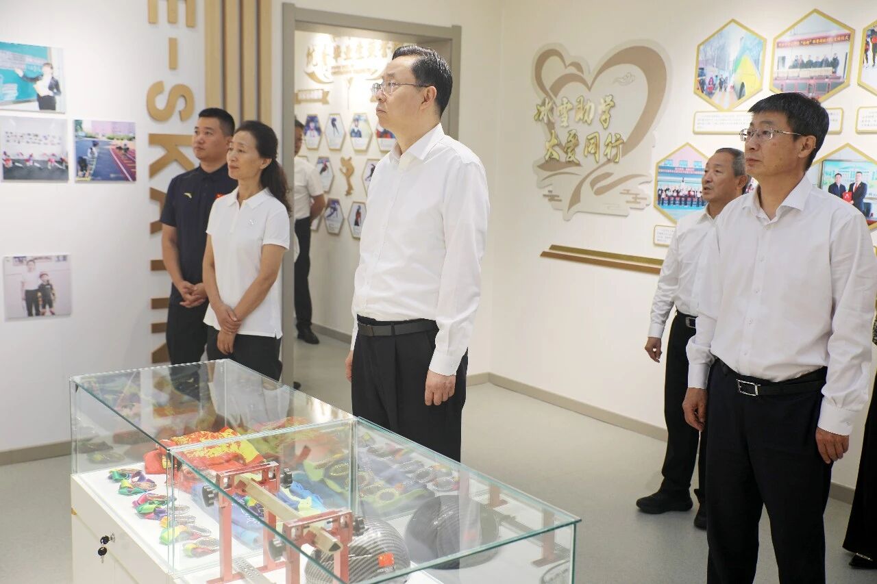 蓝绍敏在七台河市调研时强调 充分发挥优势 深入挖掘潜能 加快资源型城市转型发展